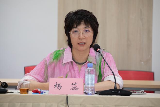 《大突围》专家研讨会在京举行j9九游会真人第一品牌电影(图15)